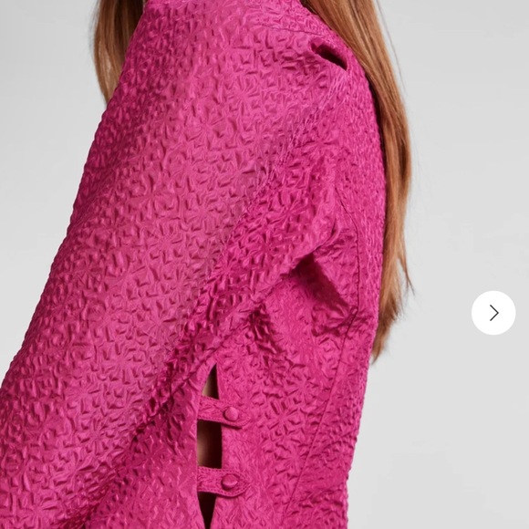 YAS Crinkle Dress (Fuschsia) - Picture 9 of 10